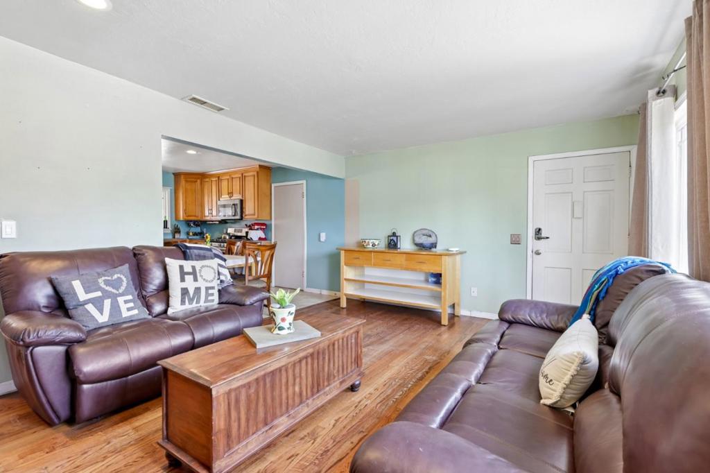12 Taylor Road Property Photo 19