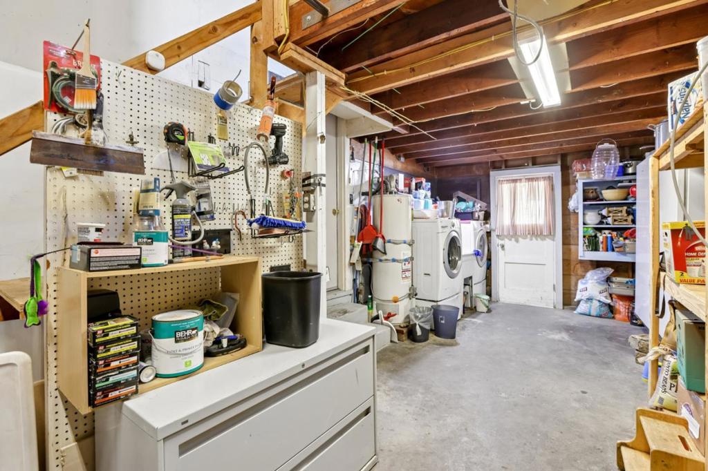 12 Taylor Road Property Photo 48