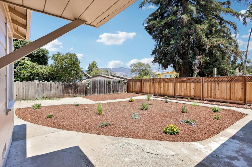 12 Taylor Road Property Photo 51