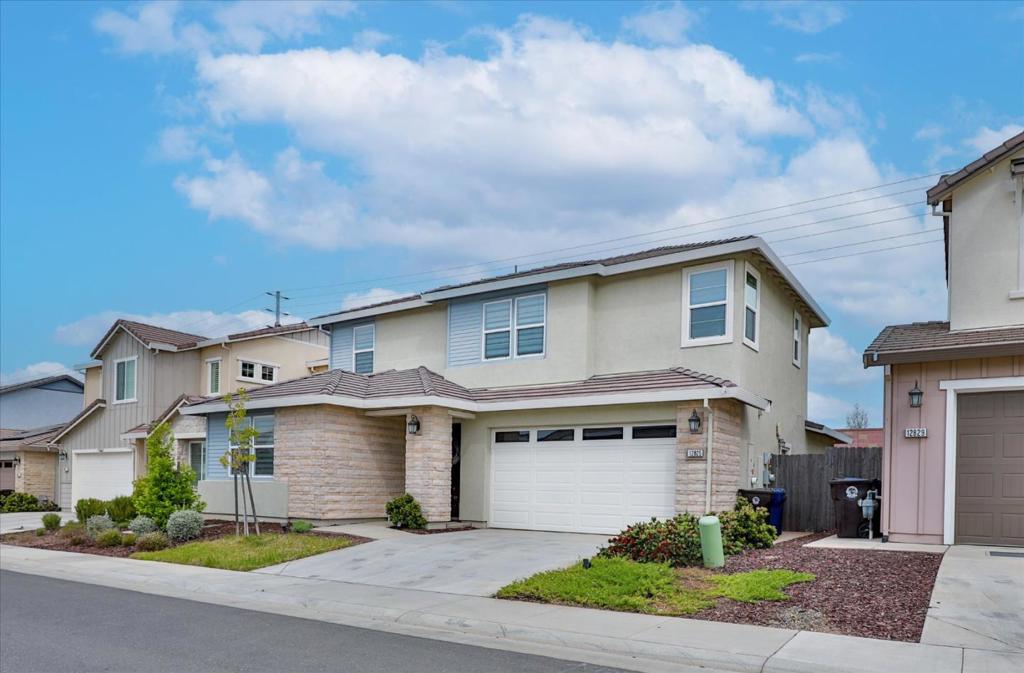12825 Tower Beach Way Property Photo 3