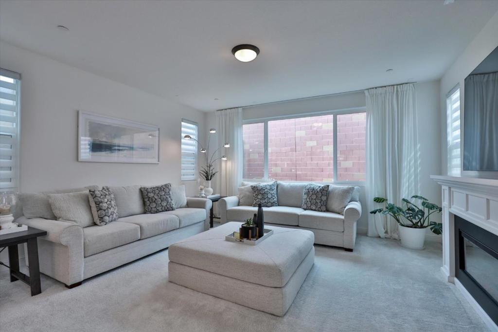 12825 Tower Beach Way Property Photo 4