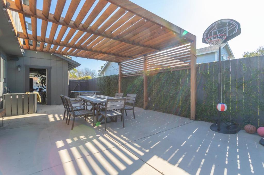 ML82044723 Property Photo 20