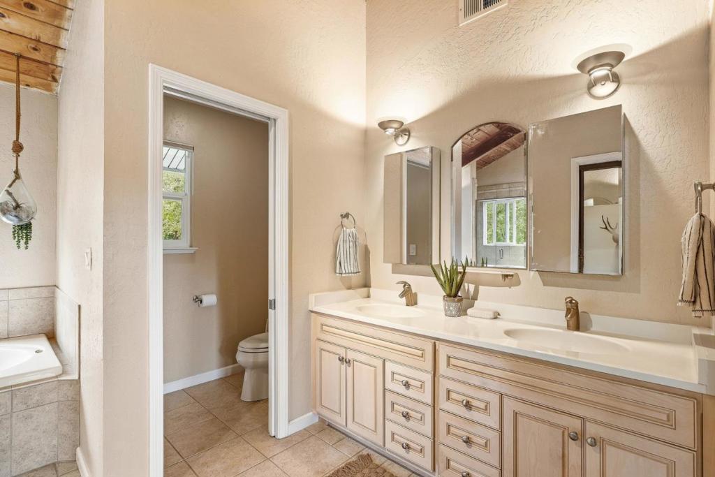 345 Eagle Road Property Photo 24