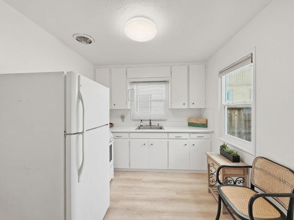 4630 Jewel Street Property Photo 18