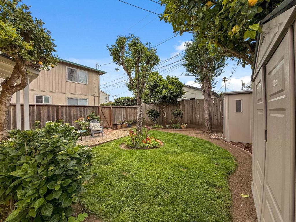 4630 Jewel Street Property Photo 26