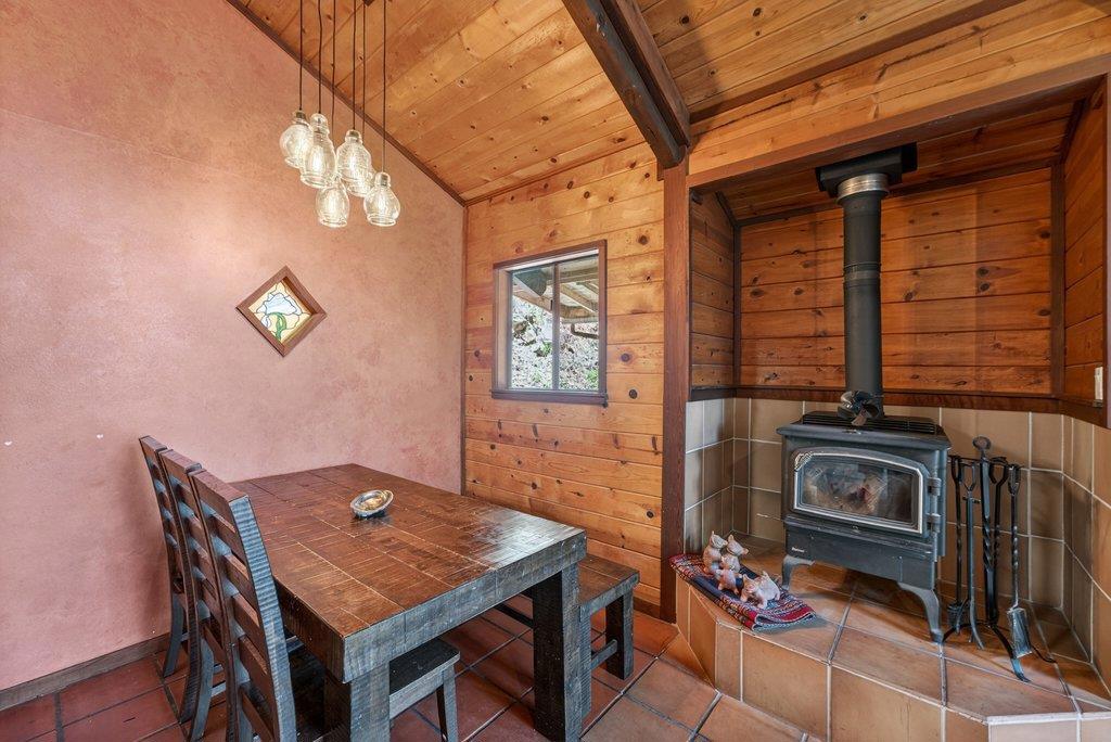 9937 Rosebloom Avenue Property Photo 8