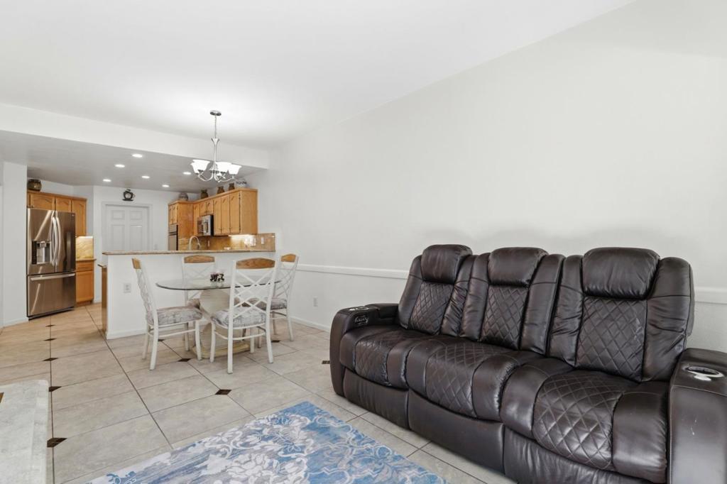 7724 Kilmarnok Drive Property Photo 8