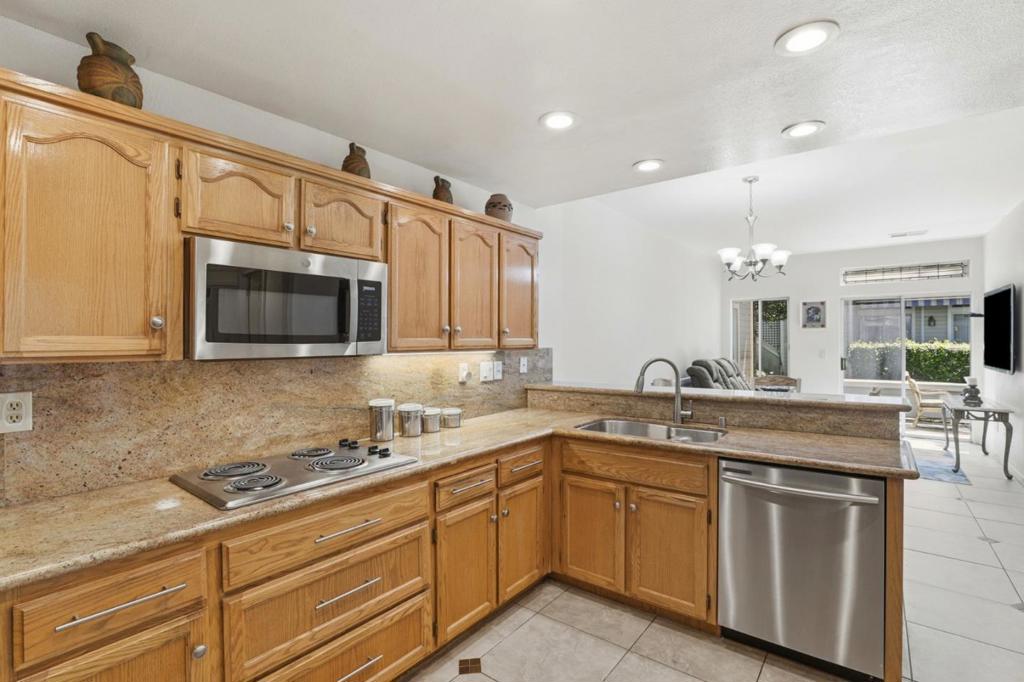 7724 Kilmarnok Drive Property Photo 14