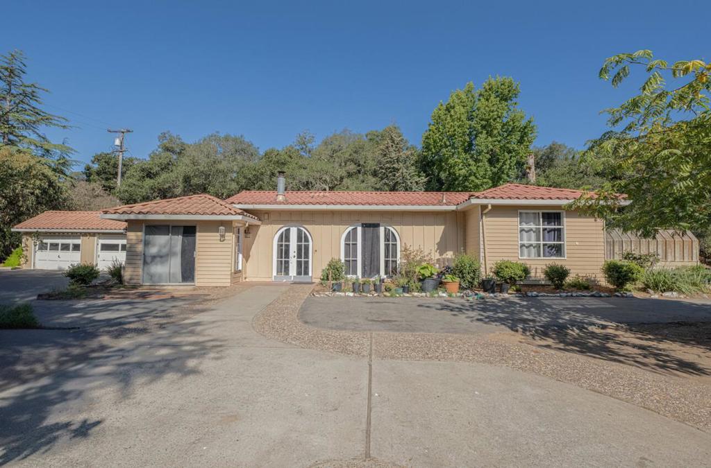 7500 Langley Canyon Road Property Photo 2