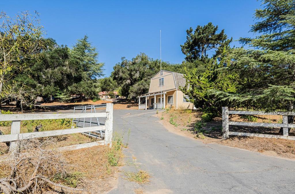 7500 Langley Canyon Road Property Photo 10