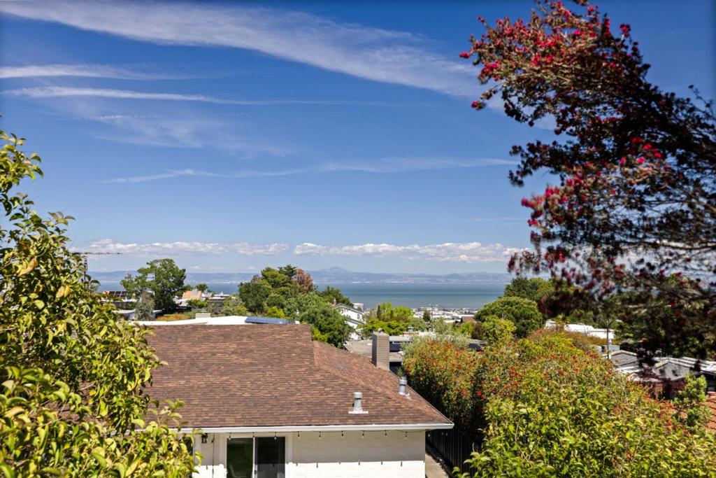 1857 Hunt Drive Property Photo 39