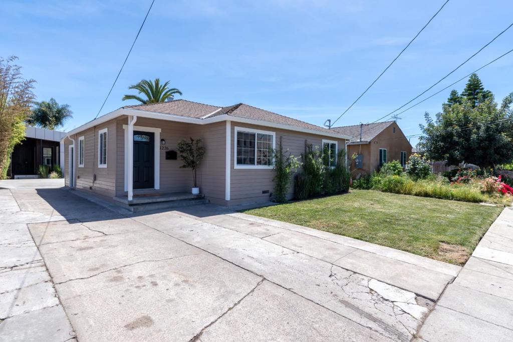 1226 Laurel Avenue Property Photo 25