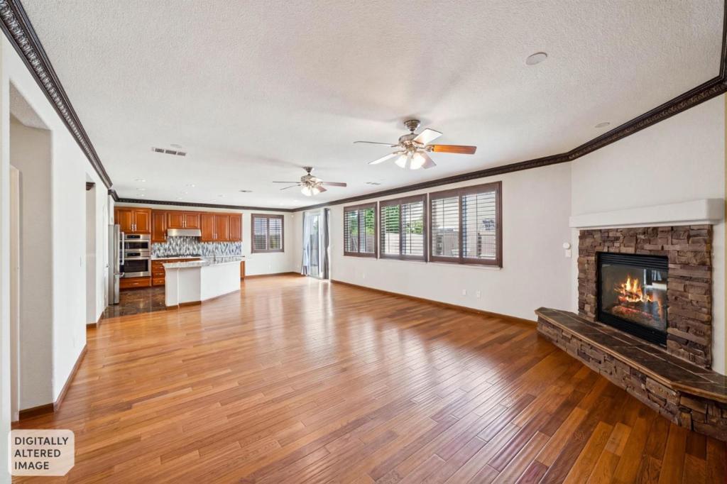 39 Escher Circle Property Photo 2