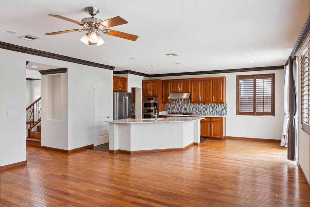39 Escher Circle Property Photo 15
