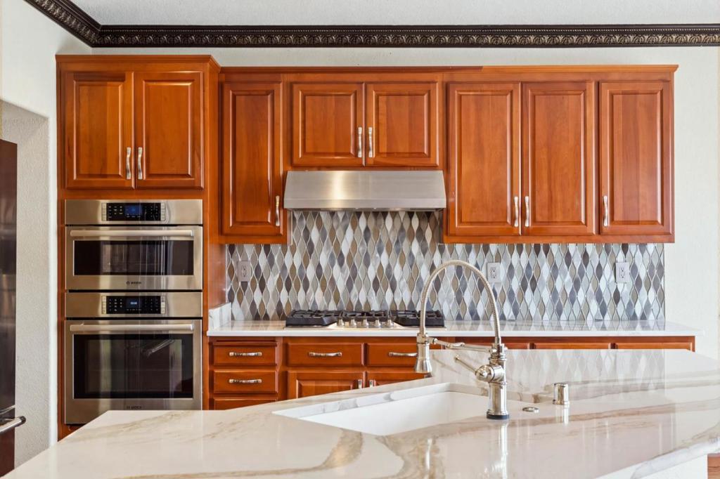 39 Escher Circle Property Photo 16