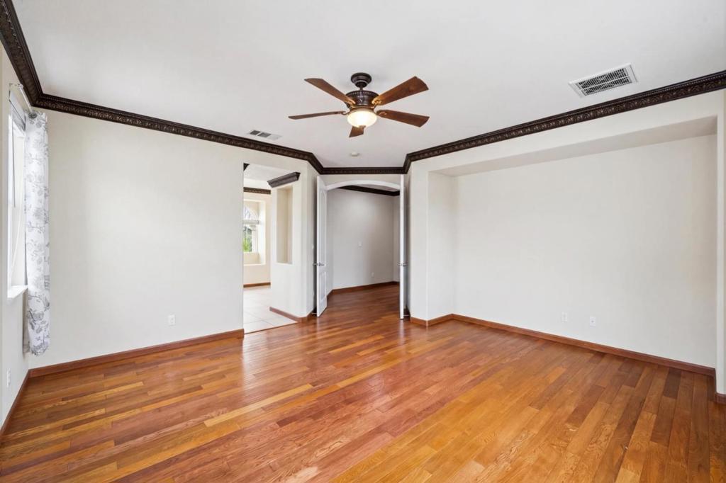 39 Escher Circle Property Photo 22