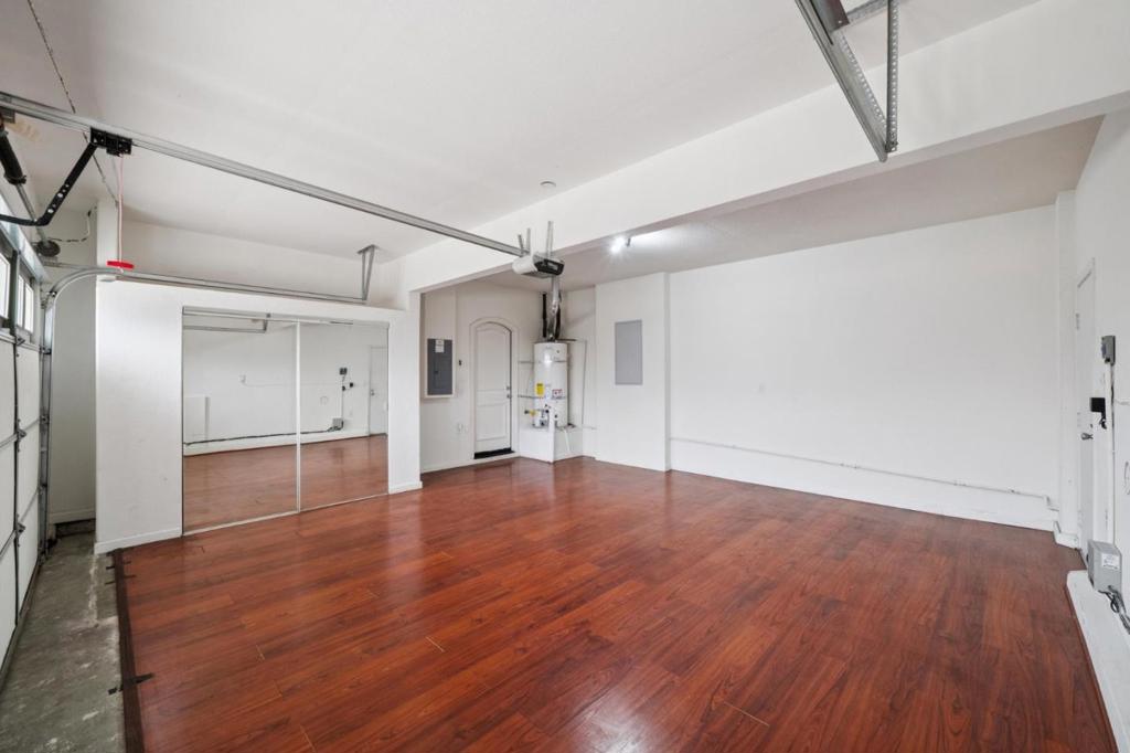 39 Escher Circle Property Photo 29