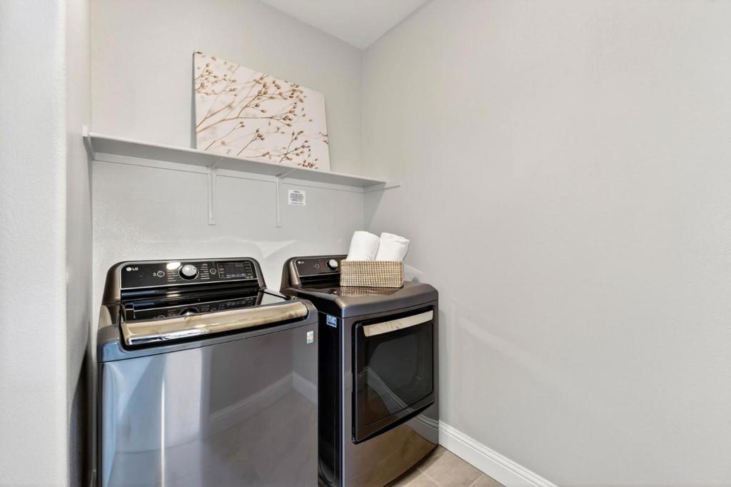 220 Waters Park Circle 304 Property Photo 16