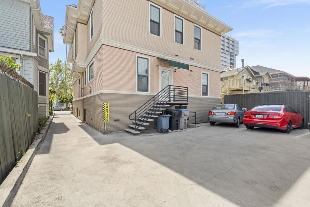 80 S 6th Street Property Photo 15