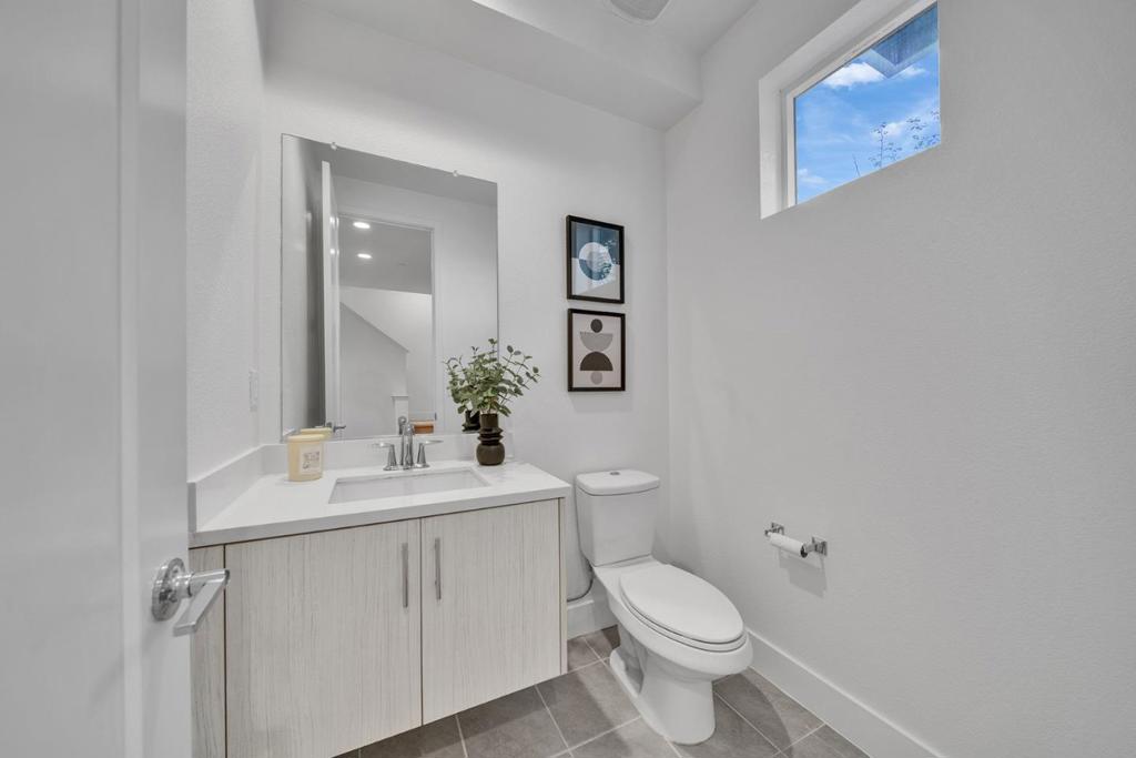 7922 Regional Property Photo 9