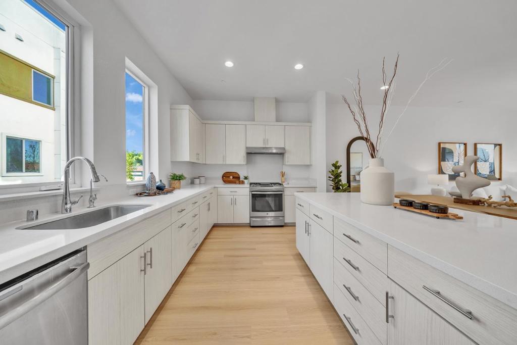 7922 Regional Property Photo 14
