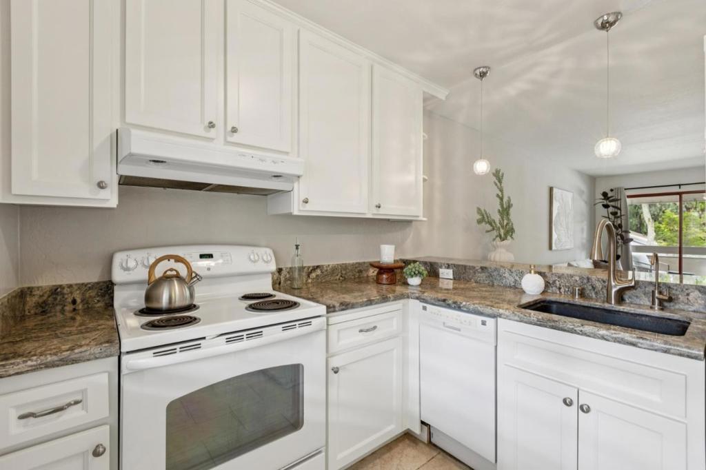 443 Alberto Way B218 Property Photo 7
