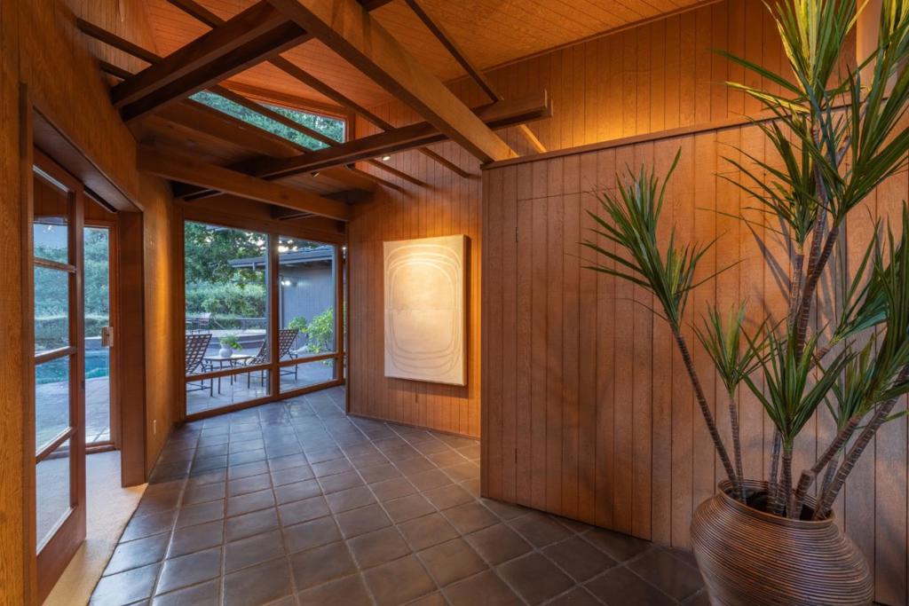 46 Middle Canyon Road Property Photo 3