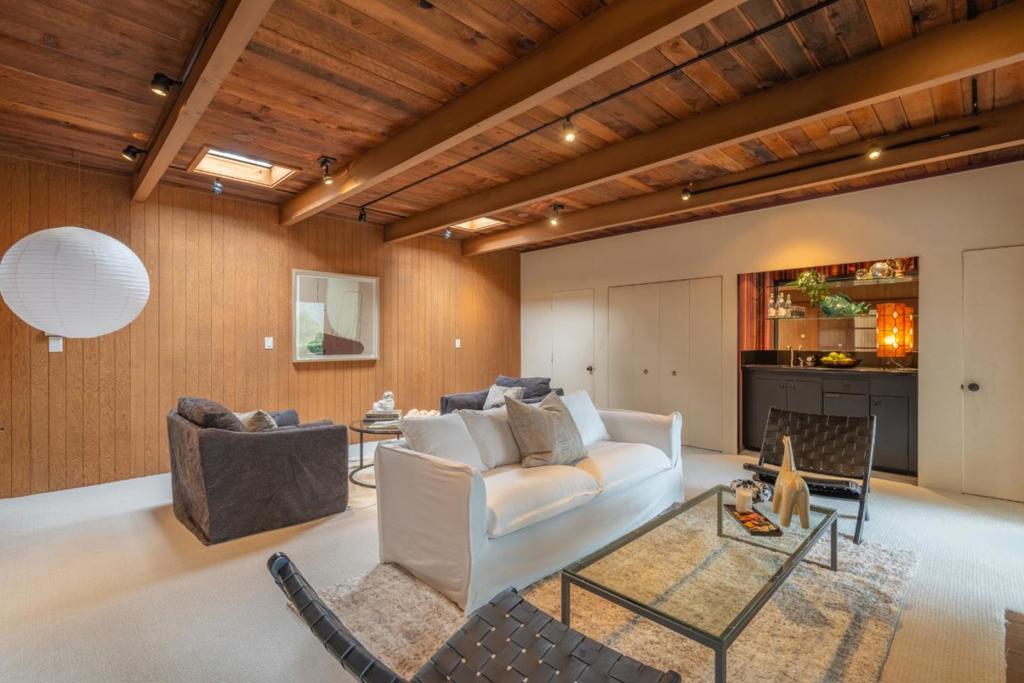 46 Middle Canyon Road Property Photo 10