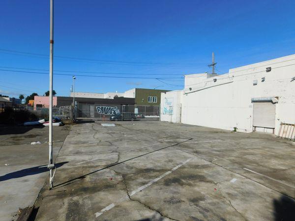 7201 International Boulevard Property Photo 33