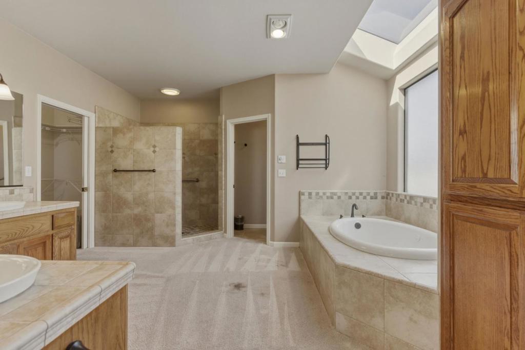 1290 Sonnys Way Property Photo 31