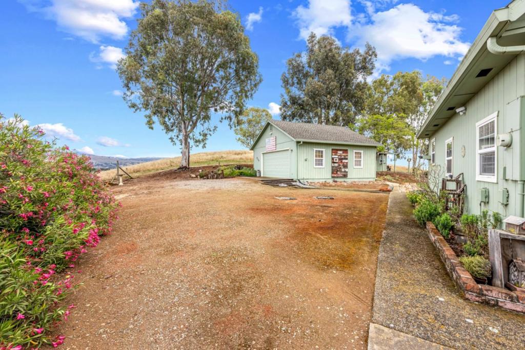 10230 Whiskey Hill Lane Property Photo 68