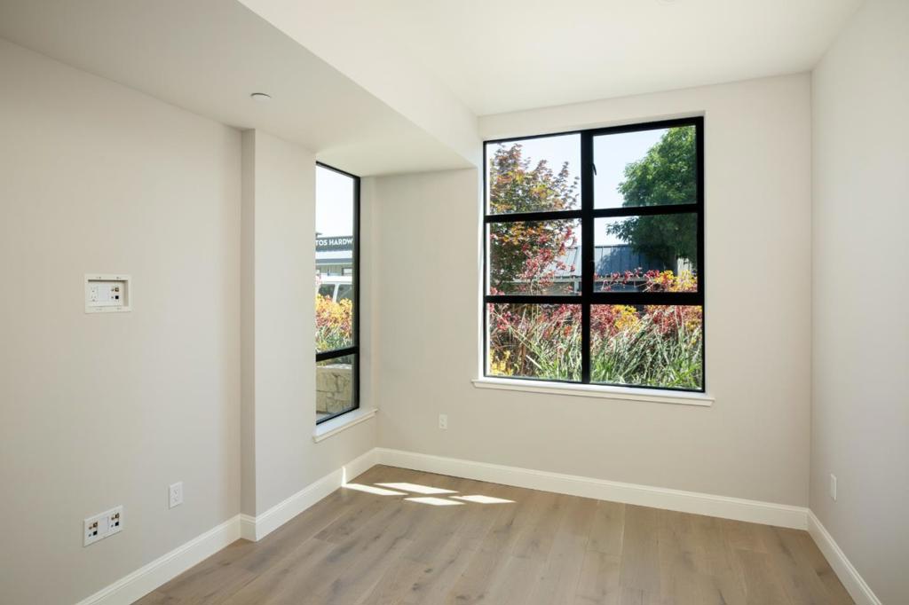450 First 106 Property Photo 7