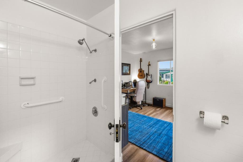 310 Cypress Avenue Property Photo 23