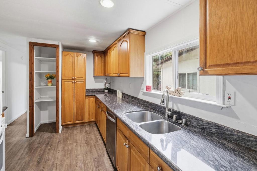 18285 China Grade 14 Property Photo 10
