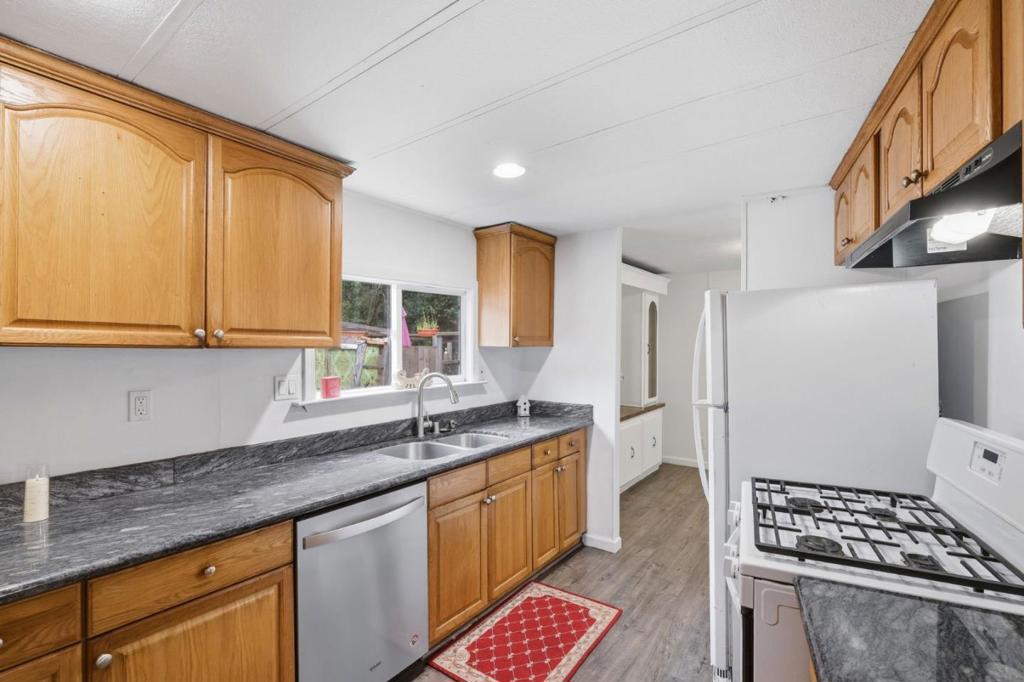 18285 China Grade 14 Property Photo 11