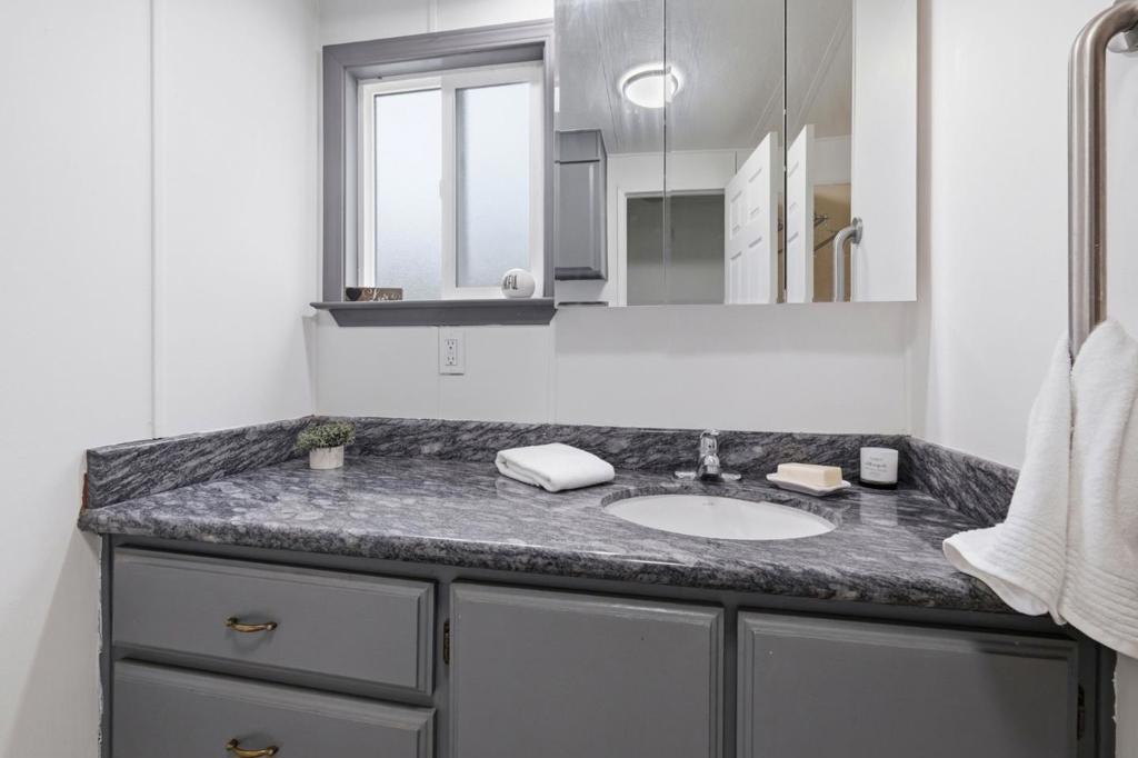 18285 China Grade 14 Property Photo 25