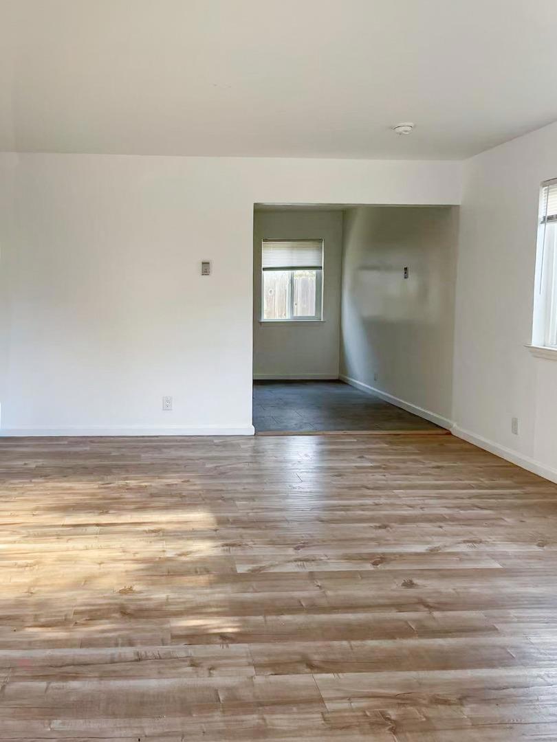 828 Opal Drive Property Photo 9