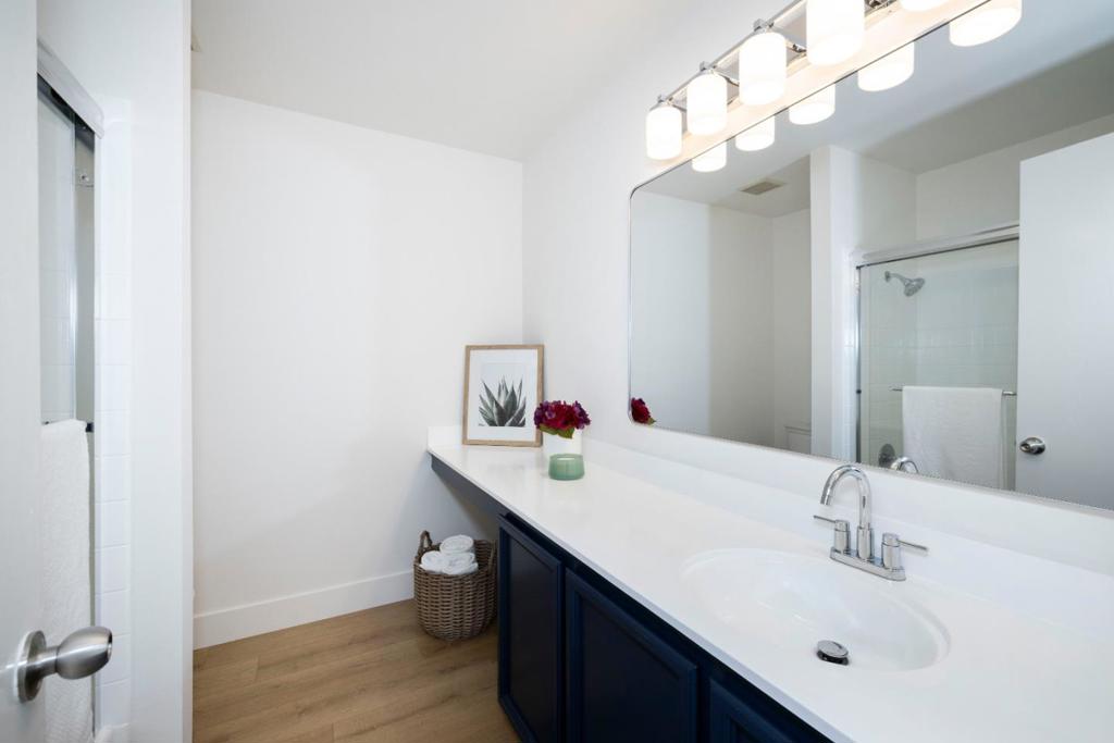 561 Thain Way Property Photo 16