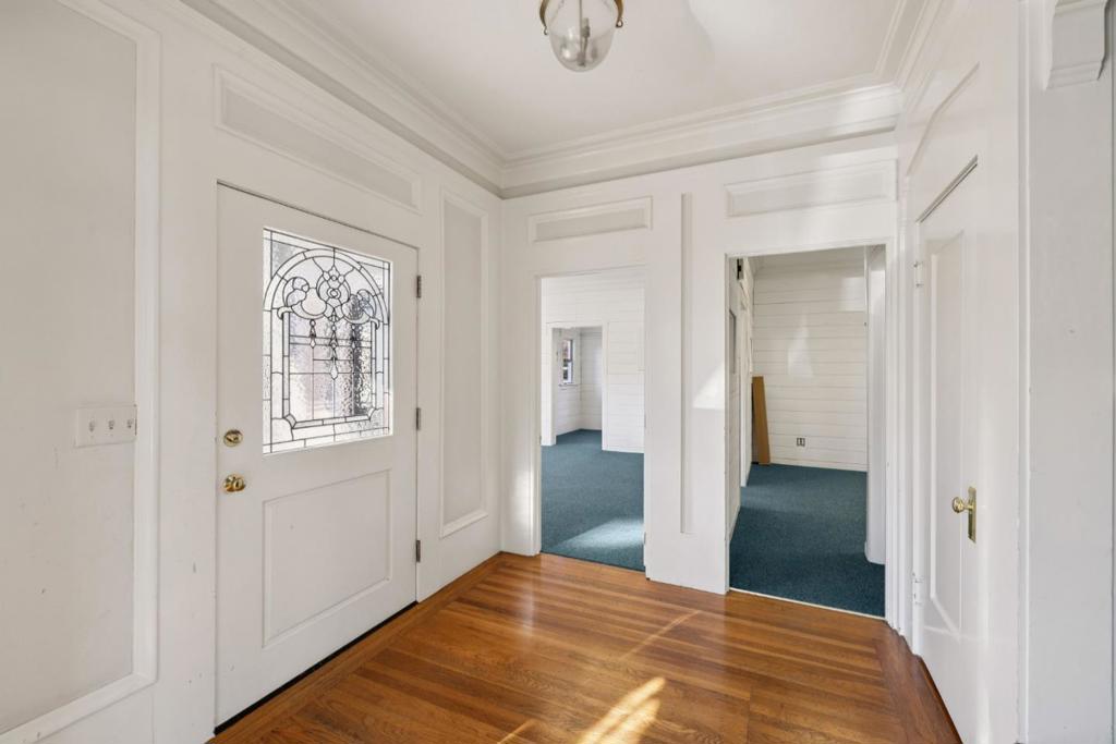 1424 Chapin Avenue Property Photo 12