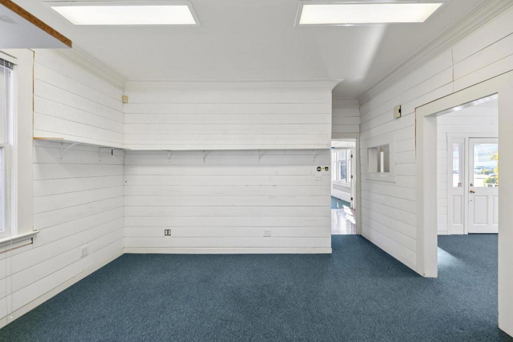 1424 Chapin Avenue Property Photo 21