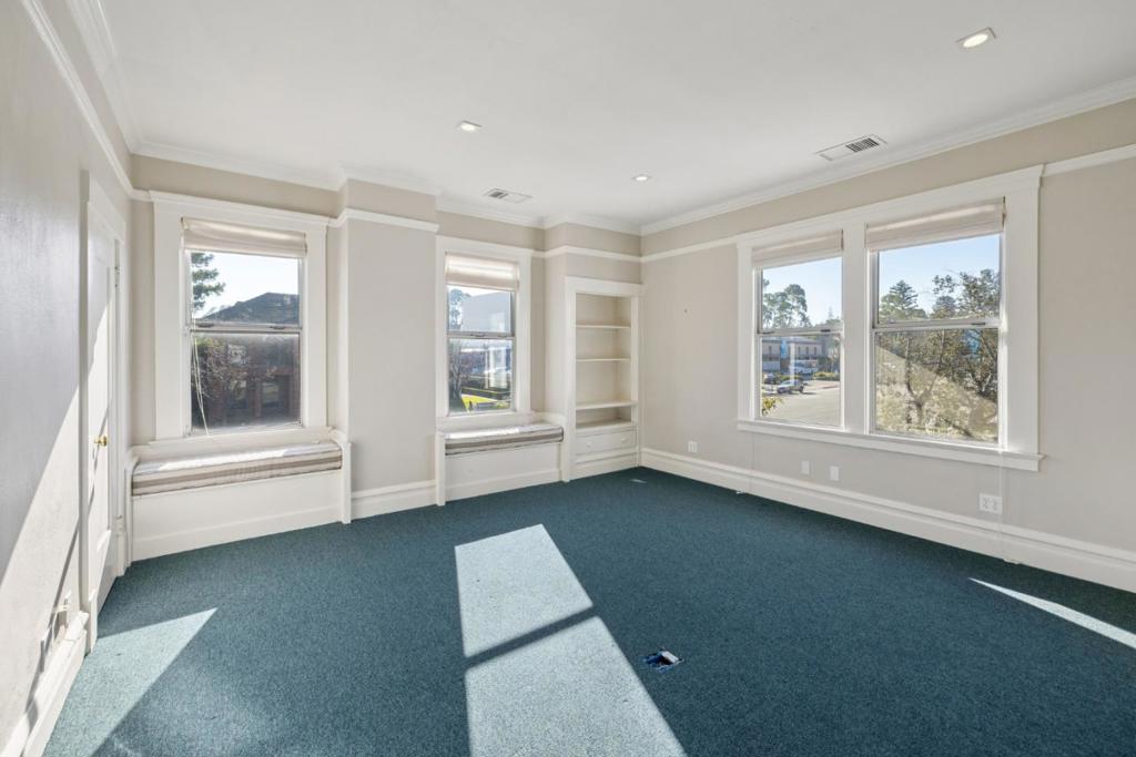 1424 Chapin Avenue Property Photo 25