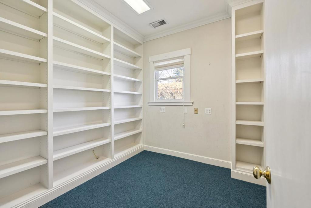 1424 Chapin Avenue Property Photo 33
