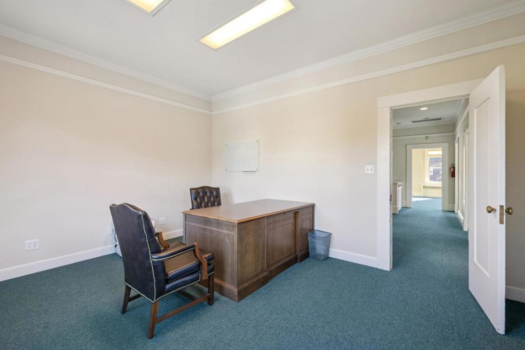 1424 Chapin Avenue Property Photo 36