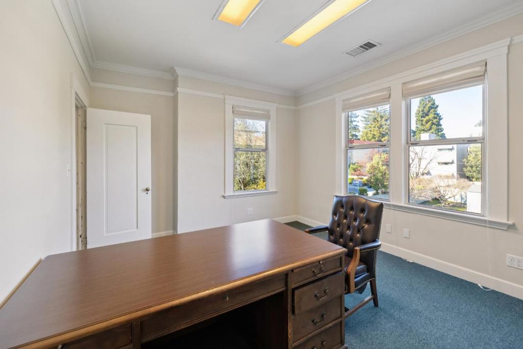1424 Chapin Avenue Property Photo 37