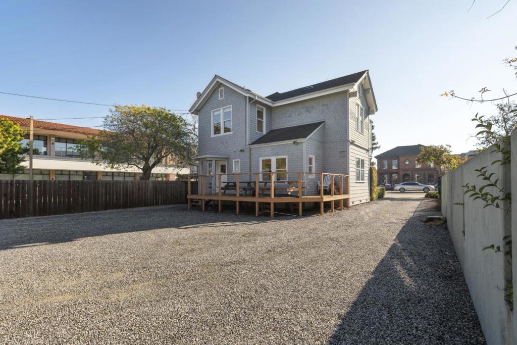 1424 Chapin Avenue Property Photo 42