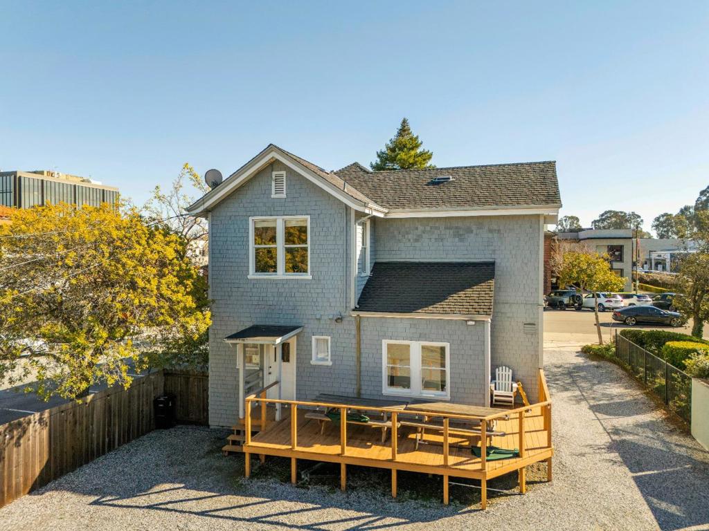 1424 Chapin Avenue Property Photo 47
