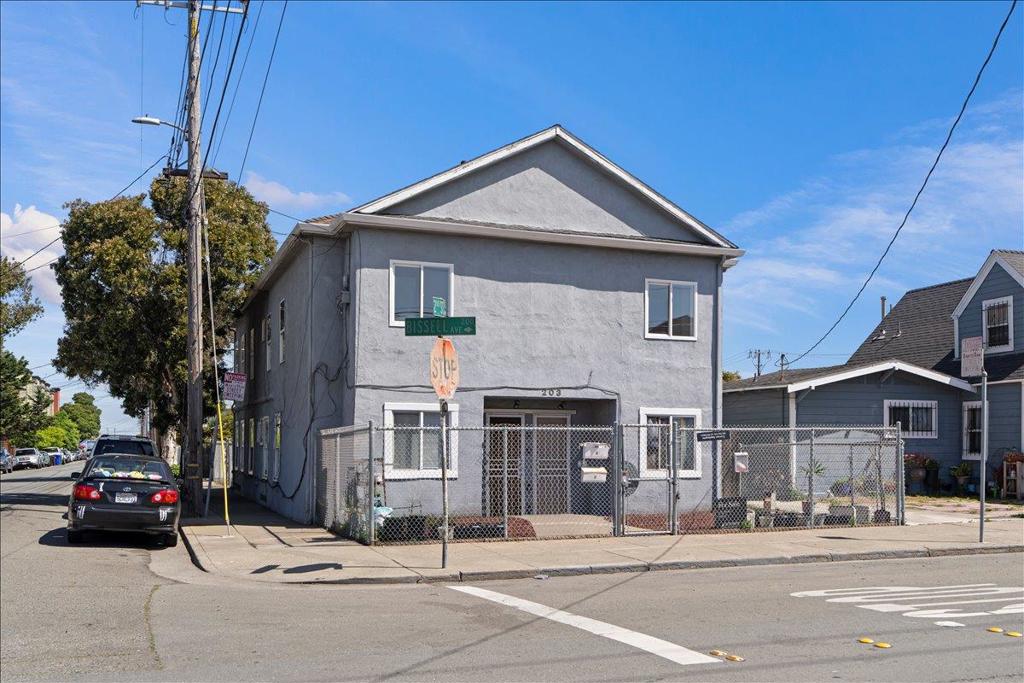 203 Bissell Avenue Property Photo 2