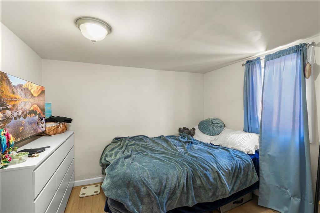 4114 E 17th Street Property Photo 7