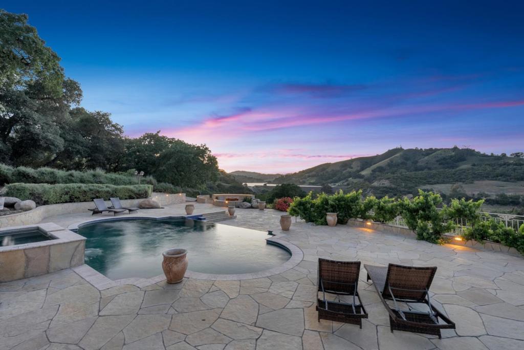 2315 Rockwood Ranch Road Property Photo 4