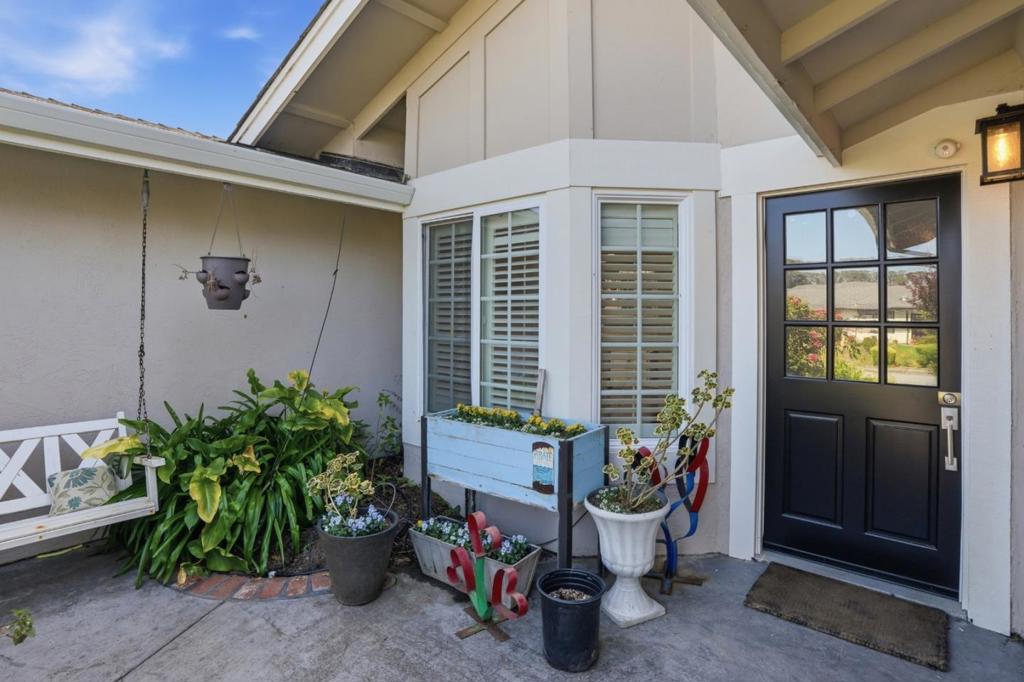 1518 Spinnaker Lane Property Photo 4